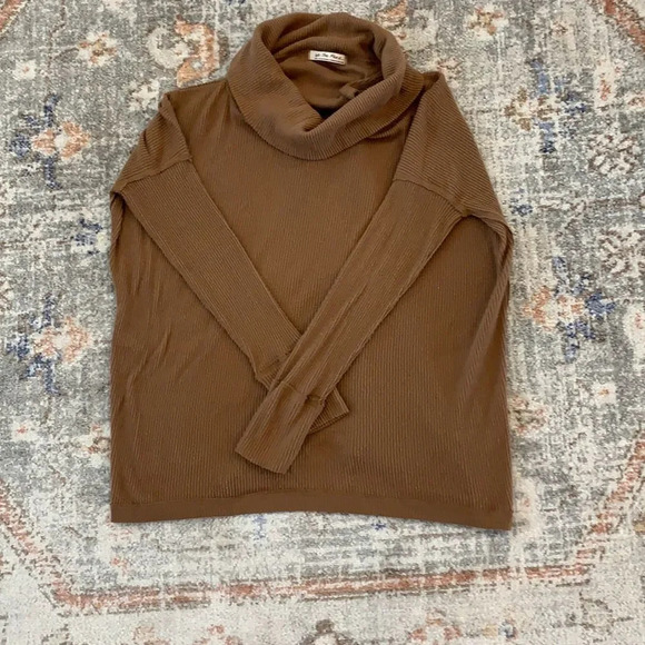 Free People Brown Sweater Off the Shoulder Cowl Neck Knit Ribbed Top Shirt Tan - Picture 5 of 10